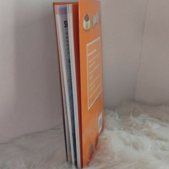 Happy Dog Book 100 Tail-Wagging Tips - Picture 6 of 8